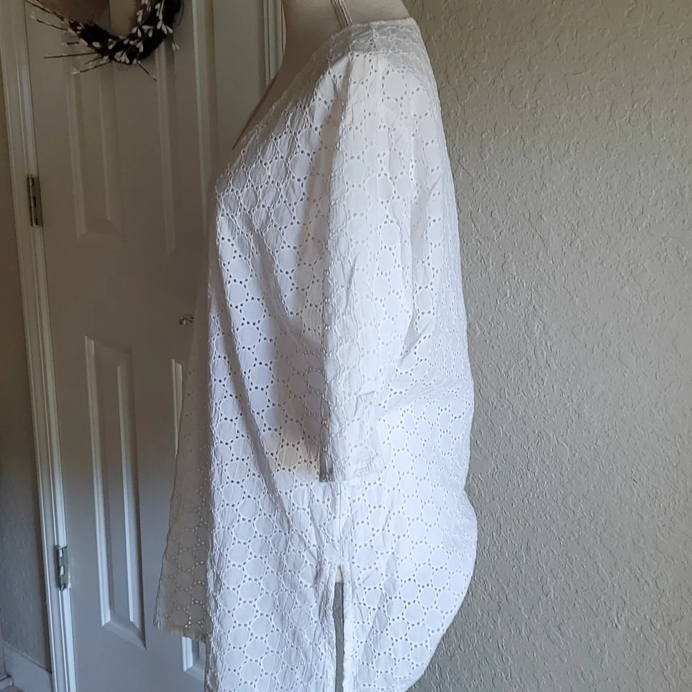 Eyelet tunic